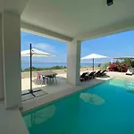 Rocky Villa Ražanac